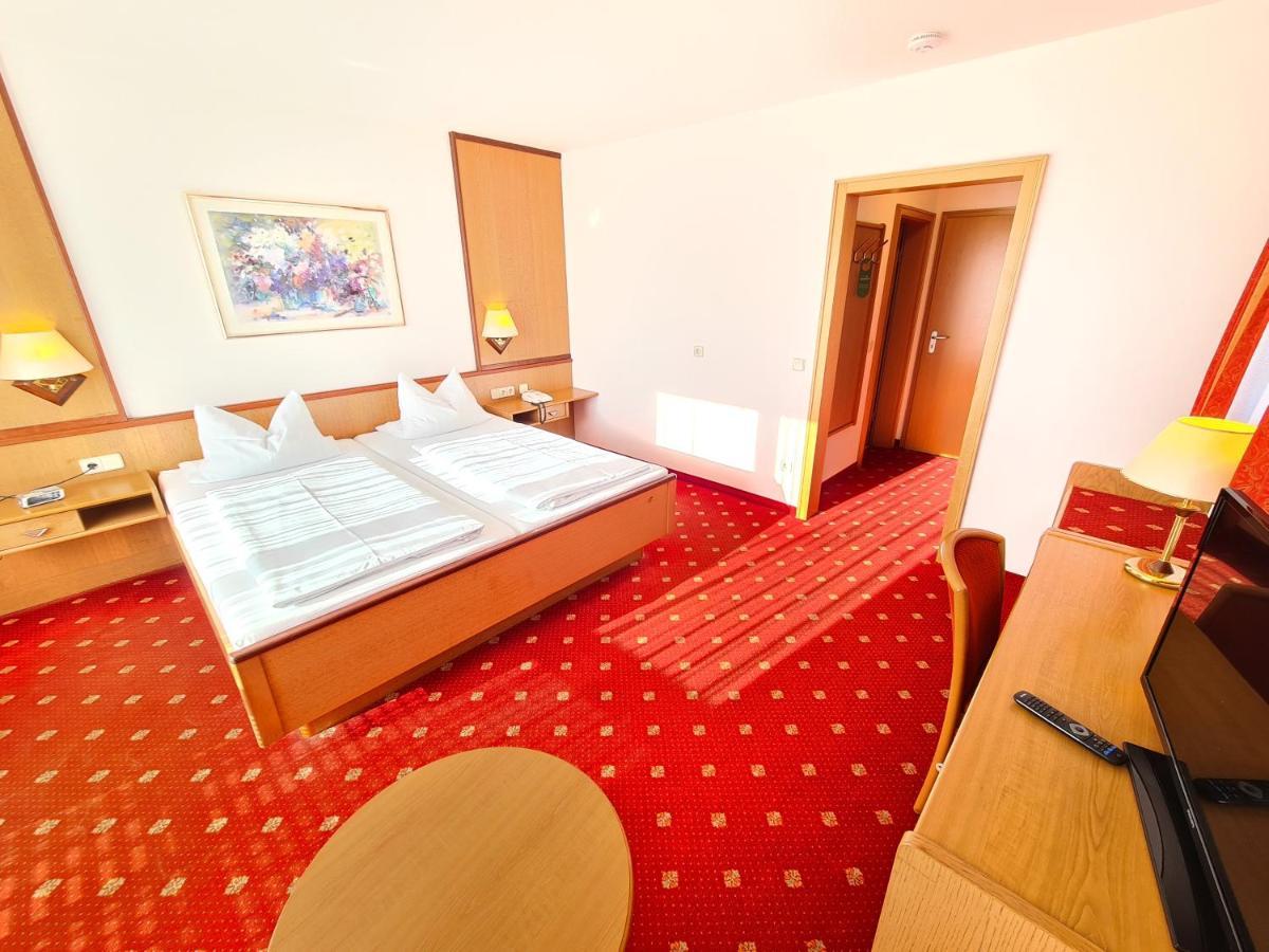 Thermenhotel Tannenhof - Ihr Wohlfuehl-Hotel Bad Füssing Dış mekan fotoğraf